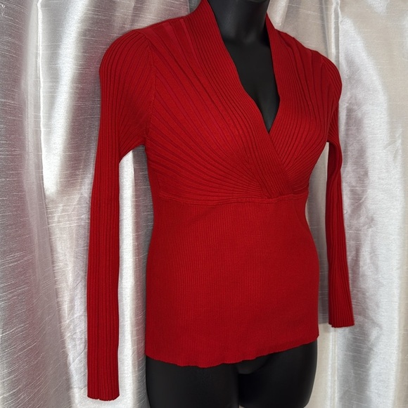 INC International Concepts Deep V Neck Red Ribbed Fitted Rayon Acrylic Women’s L - Picture 2 of 10